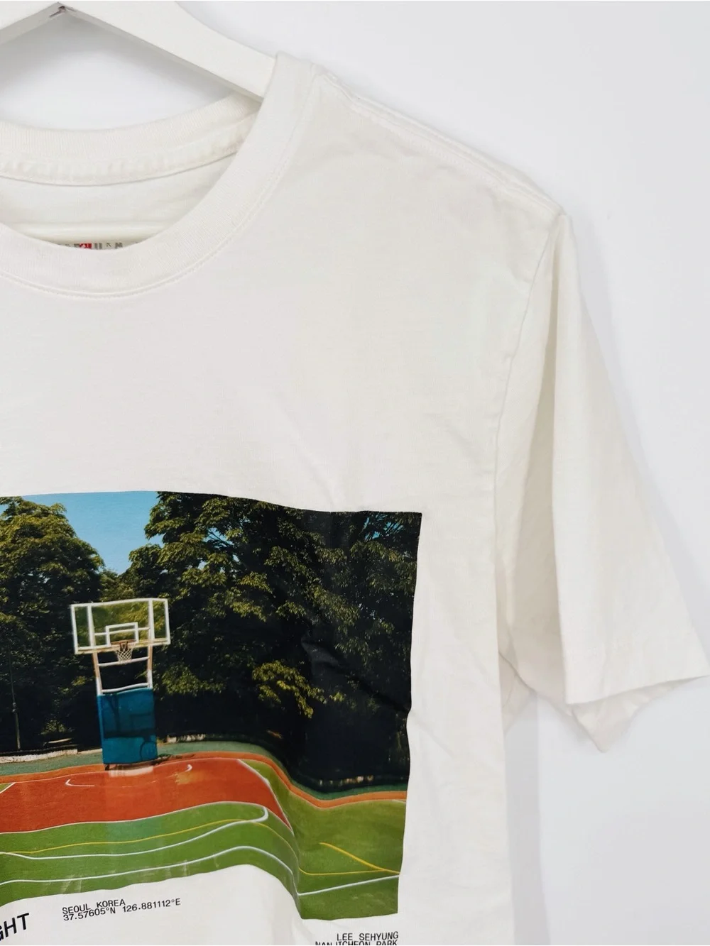 Jordan Brand “Word of Flight” Seoul Korea‎ Basketball Court Photo Tee White XL
